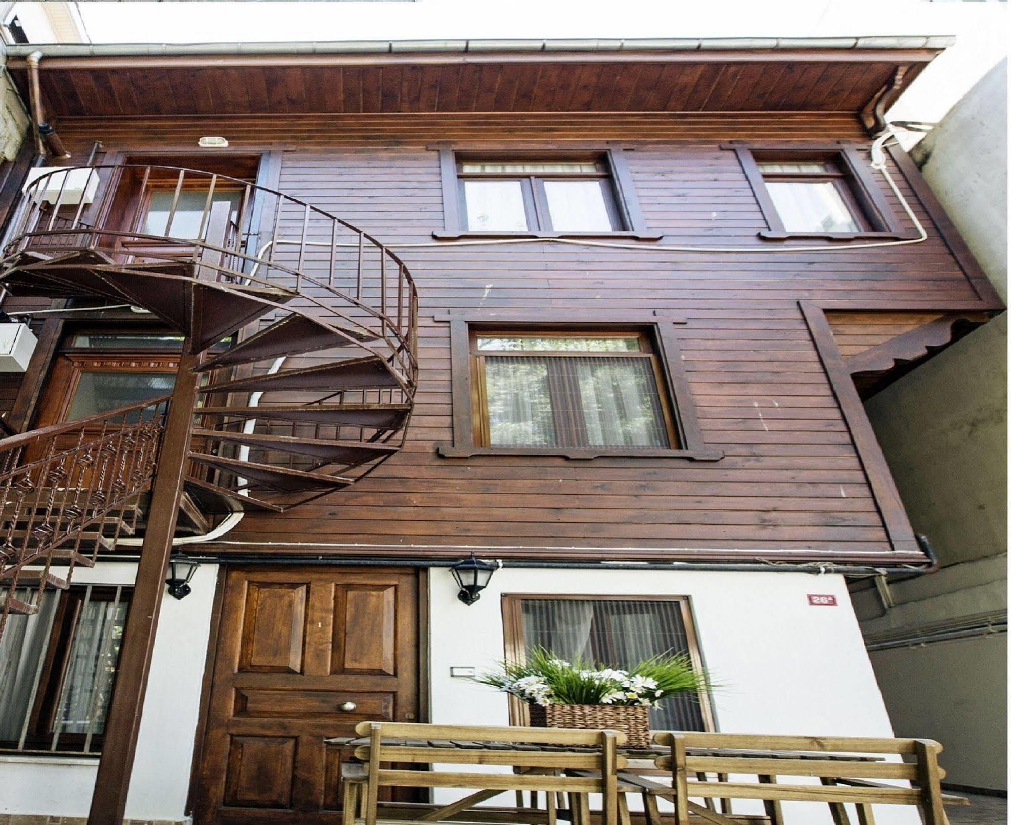 Buyukada Apart Hotel - Sehbal Адалар Экстерьер фото